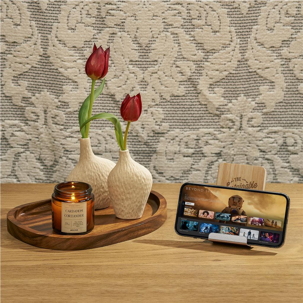 Okiyo Hakka Bamboo & Recycled Aluminium Wireless Charging Phone Stand - Image 11