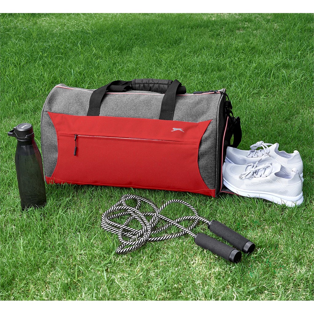 Slazenger Wembley Sports Bag - Image 6